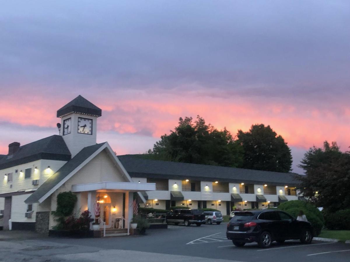 The Black Mountain Inn Brattleboro Exterior foto